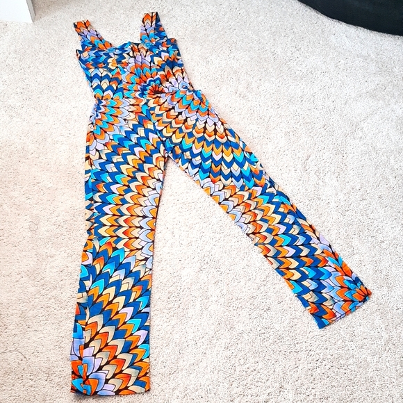 African print material multi color jumpsuit - Picture 1 of 10